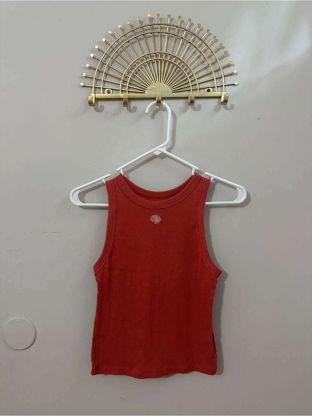 a new day Coral Red Shell-Embroidered Minimalist Tank Top